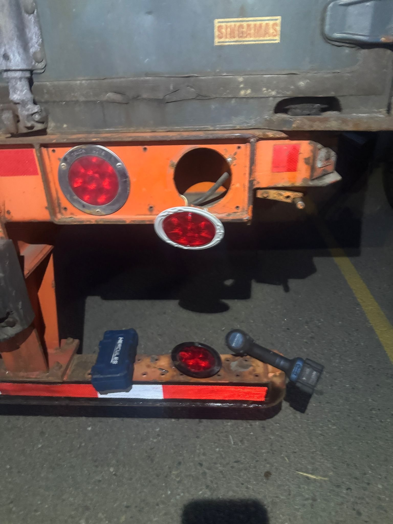 Trailer Lights Repaired – Nighttime Roadside Service